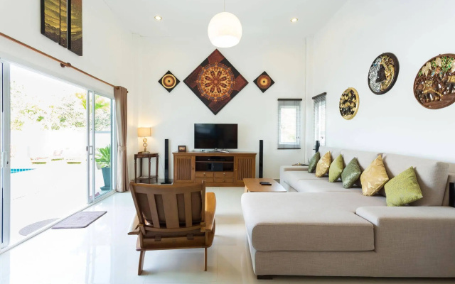 Elephas Villa