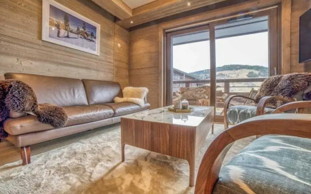Luxurious 4-room Apartment With Swimming Pool, Gym, spa and Parking