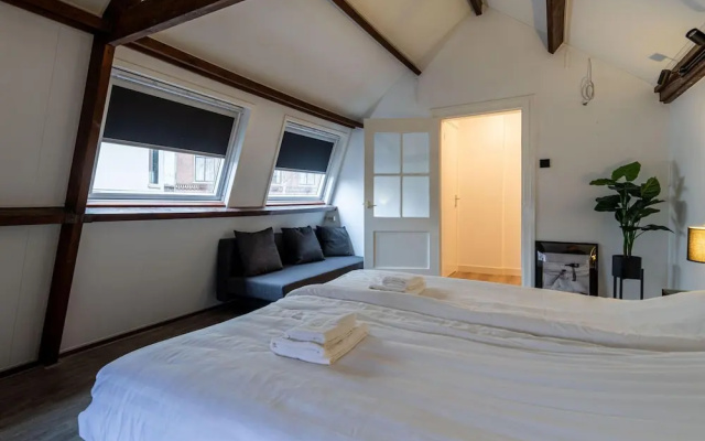 Beautiful Apartment on the First Floor Abcoude