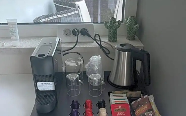 18 Dante Luxury Suites