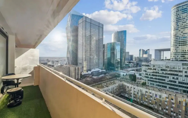 Spacious Studio Balcony -La D Fense-bail Mobilit