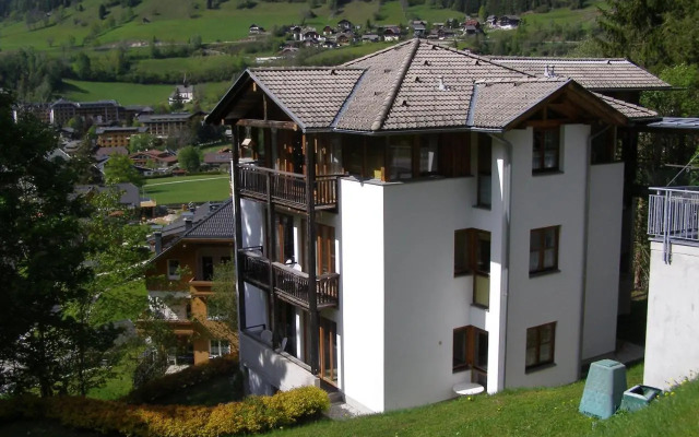 Haus im Turm