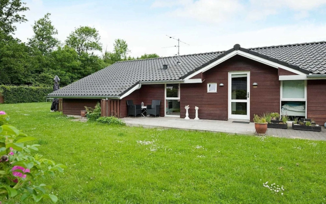 8 Person Holiday Home in Juelsminde