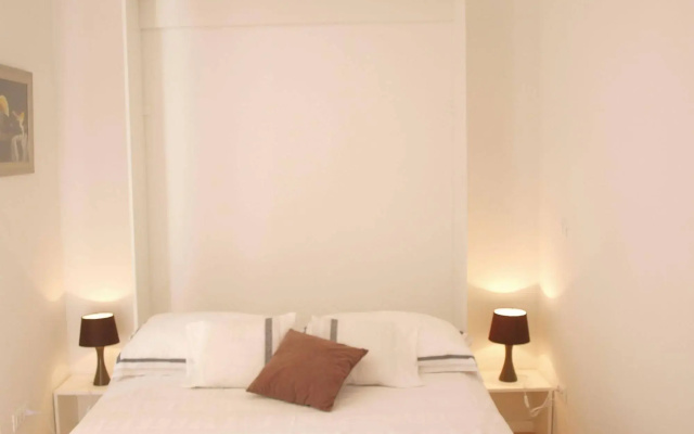 MirÓ Studio Apartments