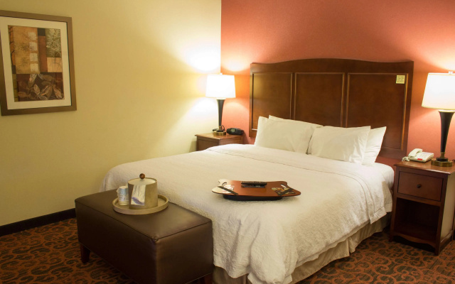 Hampton Inn Junction City