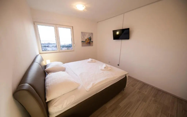 City&Sea view 2BR 4+2