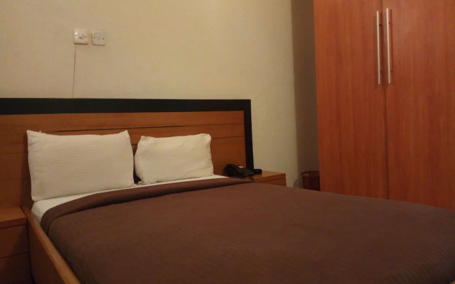 Karma Hotel