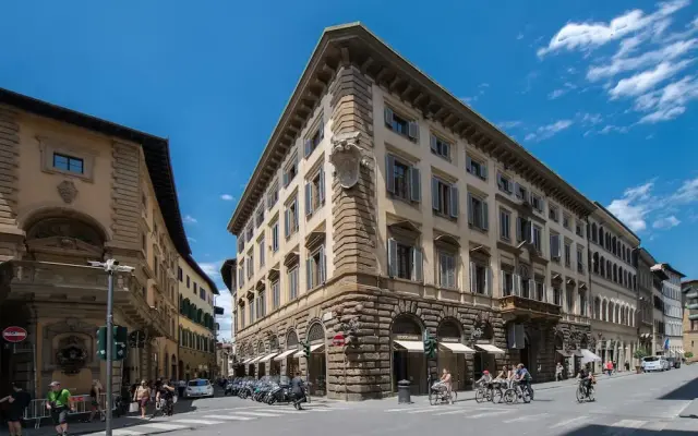 Tornabuoni Palace