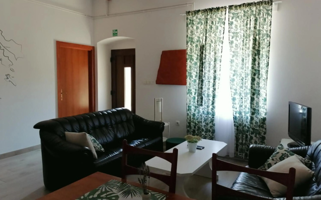Divna Apartment
