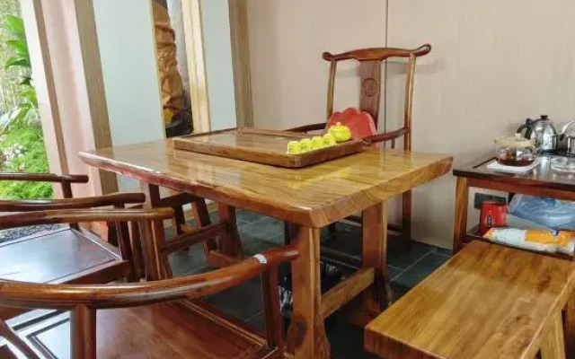 Anmeng Xiaozhu Homestay (Guilin Railway Station Wanxiang City)