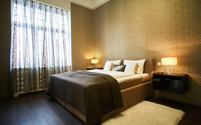 Nikita Apartment