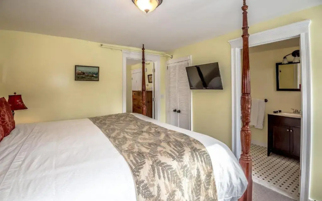Cranmore Inn Bed and Breakfast
