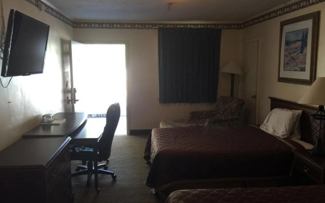 Deluxe Inn - Statesboro