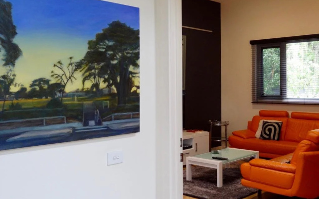 The Gallery Accommodation McCrae