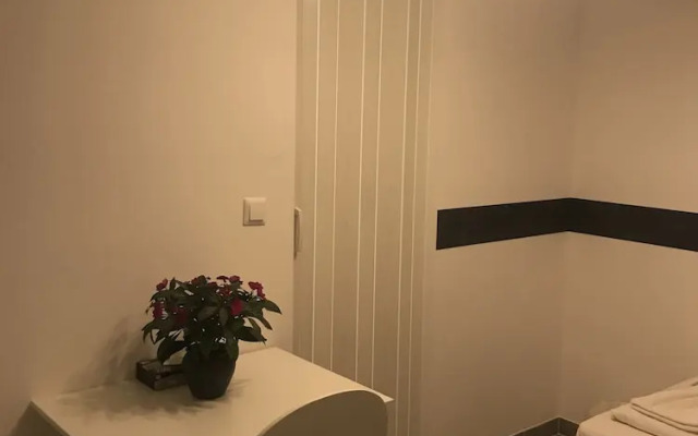 SAINA Hotel
