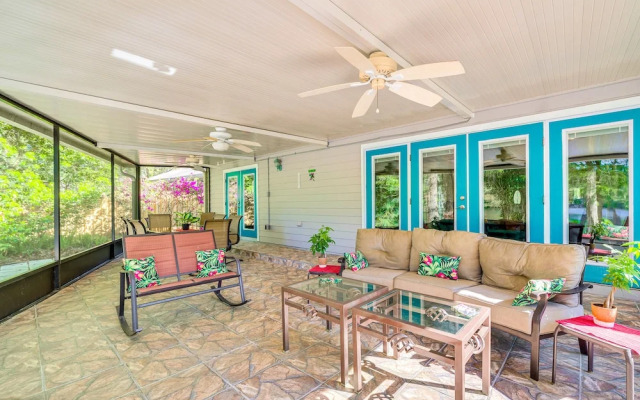 Dock & Lanai: Waterfront Home in Dunnellon