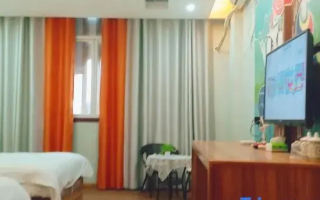 Lichuan Dushi Yijia Homestay