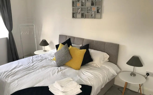 Bellevue Apartment
