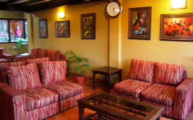 Vajra Guest House & Restaurant