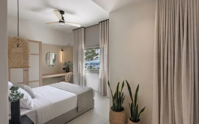 Morfes Luxury Suites by Caldera Houses