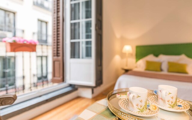 Отель Plaza Santa Ana Apartment Испания, Мадрид - отзывы, цены и фото номеров - забронировать отель Plaza Santa Ana Apartment онлайн вид на фасад