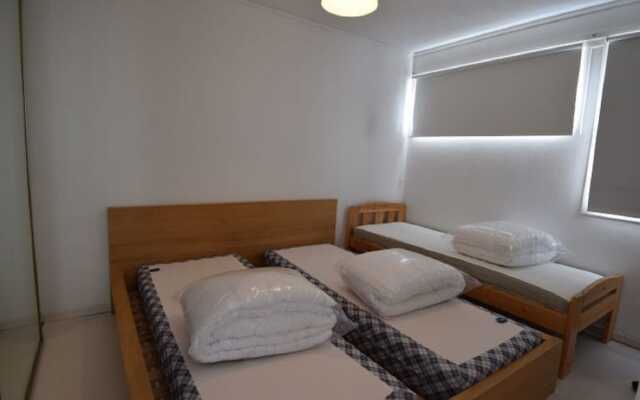 Отель Solferie Holiday Apartment Kirkeveien Норвегия, Кристиансанд - отзывы, цены и фото номеров - забронировать отель Solferie Holiday Apartment Kirkeveien онлайн комната для гостей