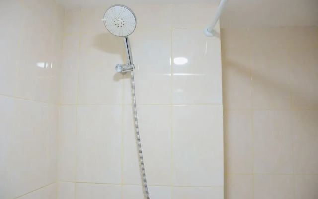 Modern and Homey Studio at Springlake Summarecon Apartment