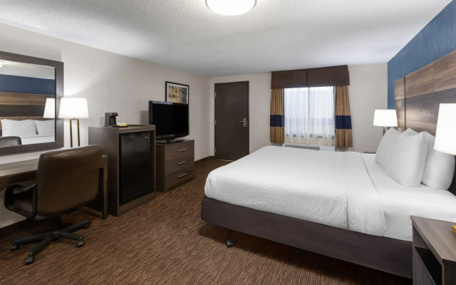 Baymont by Wyndham Downtown Detroit