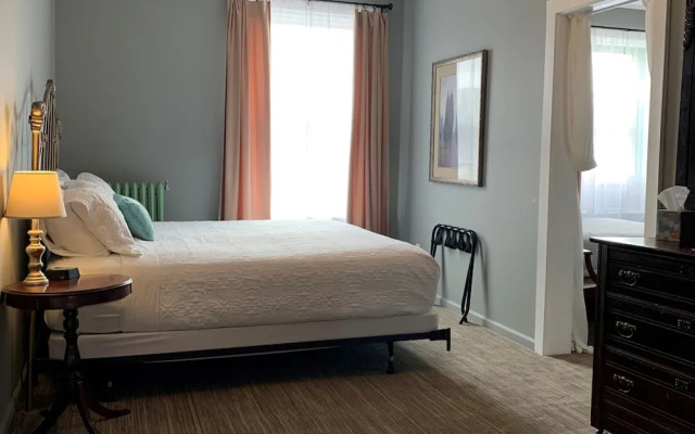 The Naples Hotel