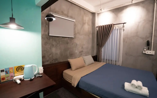 The Garden Hotel and Apartment