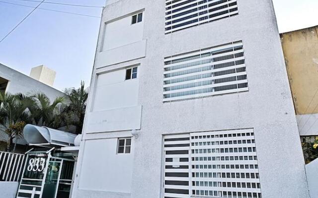 H Hotel And Suites Lopez Mateos вид на фасад