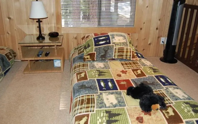 Knotty Pine Cabin
