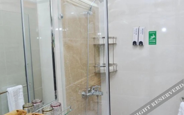 H7 Hotel