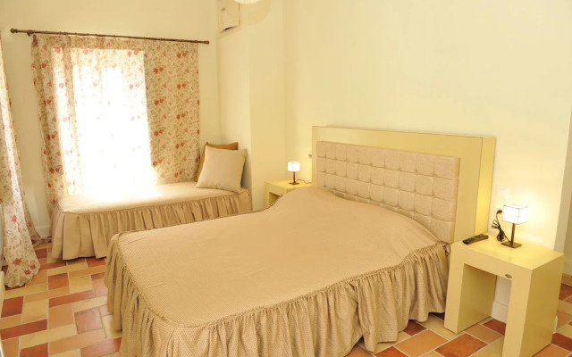 Gaia Traditional Rooms