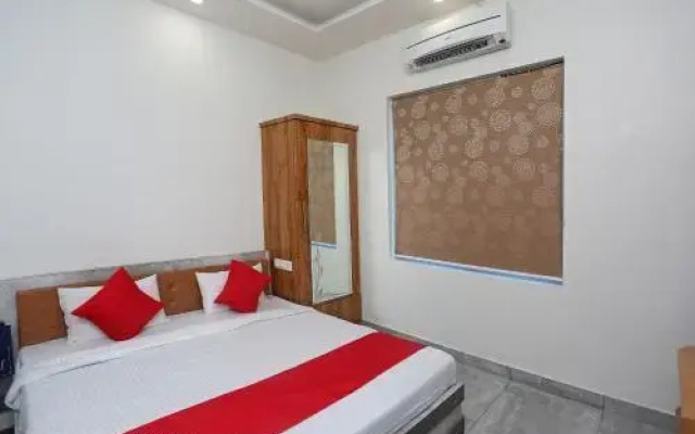 Tandoori Veg Hotel by OYO Rooms