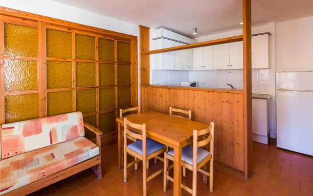 Arlanza Jet Apartments (Adults Only)
