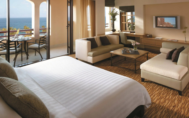 DoubleTree by Hilton Muscat Al Waha