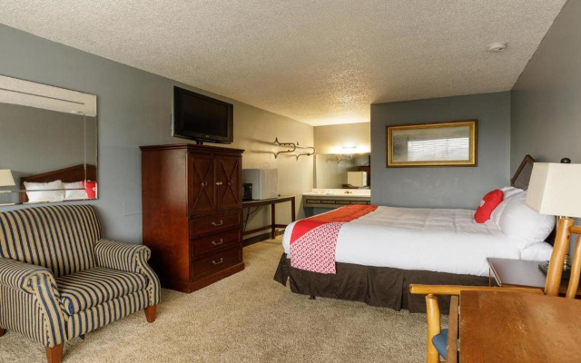 OYO Hotel Branson MO-165