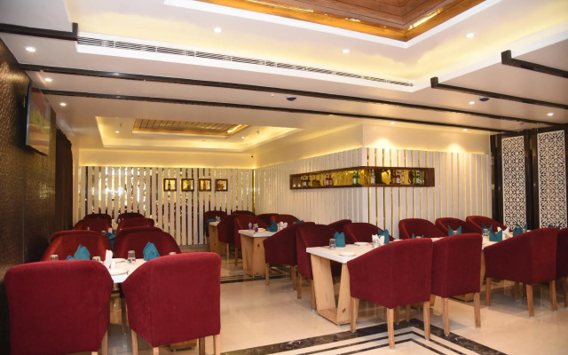 Mastiff Grand Regal Resort Arrah by OTHPL