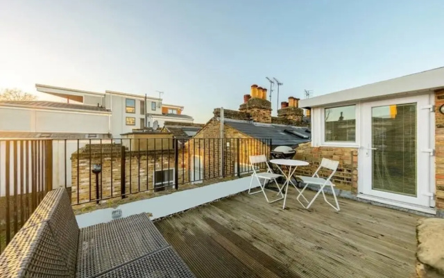 Bright &modern 2bed Apt,w/terrace nr Brixton
