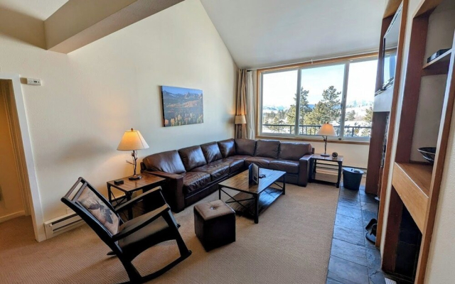 Pines 2129