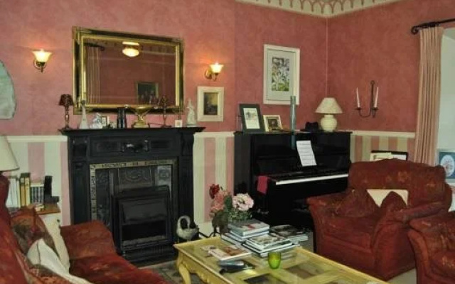 Williamsferry House
