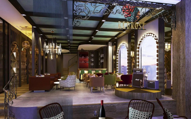La Seine Boutique Hotel