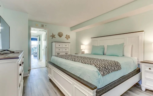 Oceanview Amazing Condo