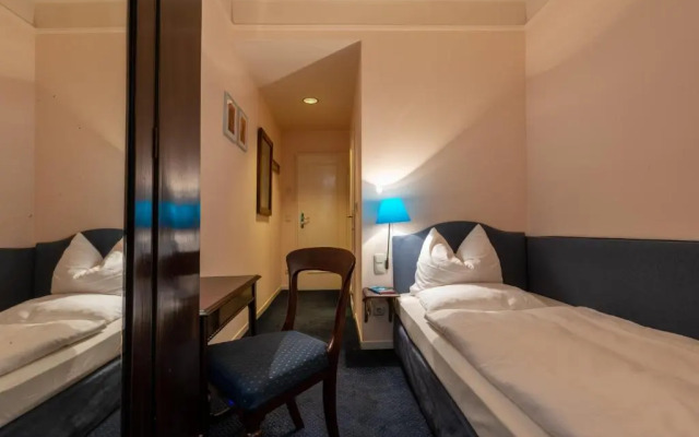 Hotel Olympic