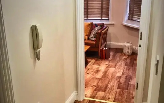 Flat 4, York Terrace
