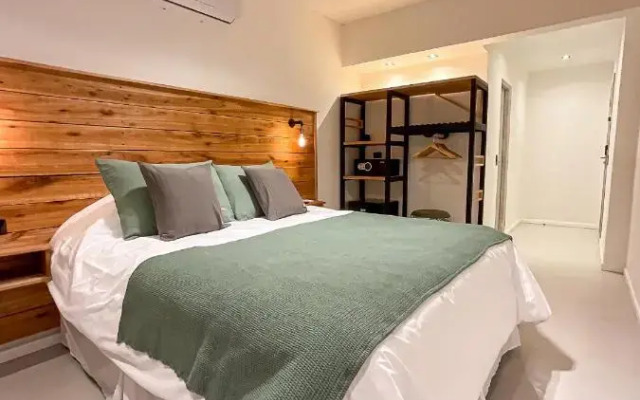 Parry Hotel