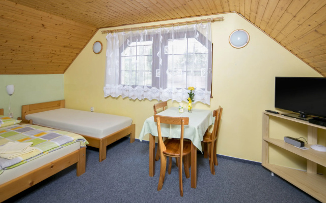 Ada Apartments