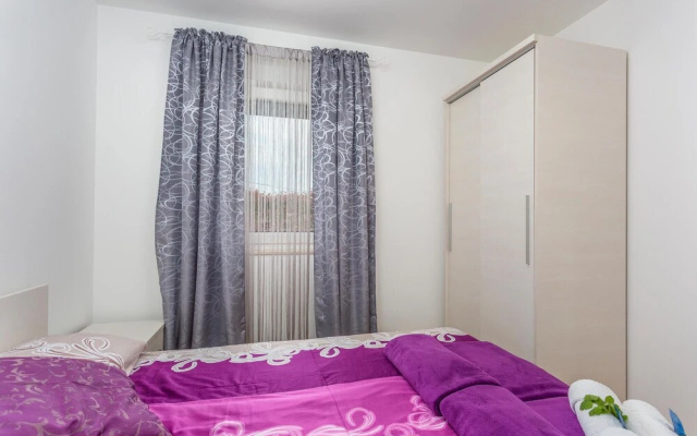 Amazing Apartment in Vantacici With Wifi and 1 Bedrooms