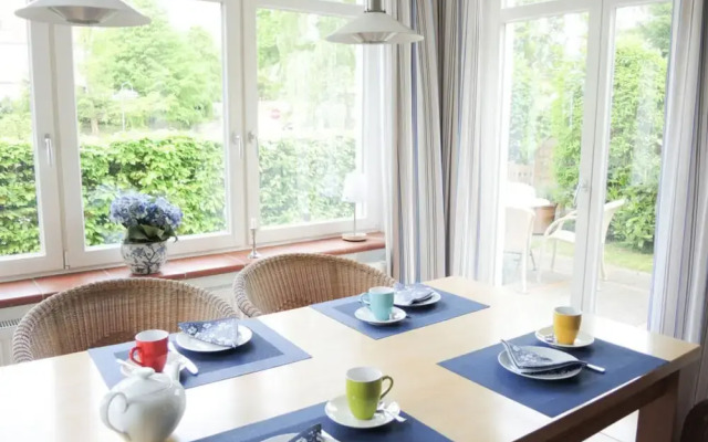 Holiday Apartment Villa Rohde